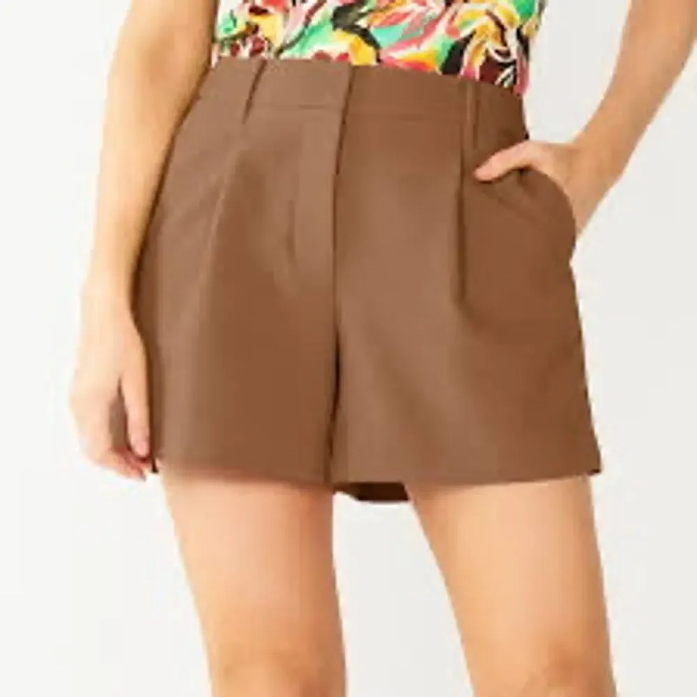 Nine West Brown Pleated High Rise Shorts Size 4 Tailored Career preppy 90s